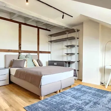 Maisonette-wohnung In Der Innenstadt Von Apartamento